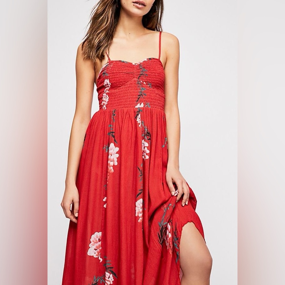 Free People Beau Smocked Printed Slip Red XS - Picture 2 of 9